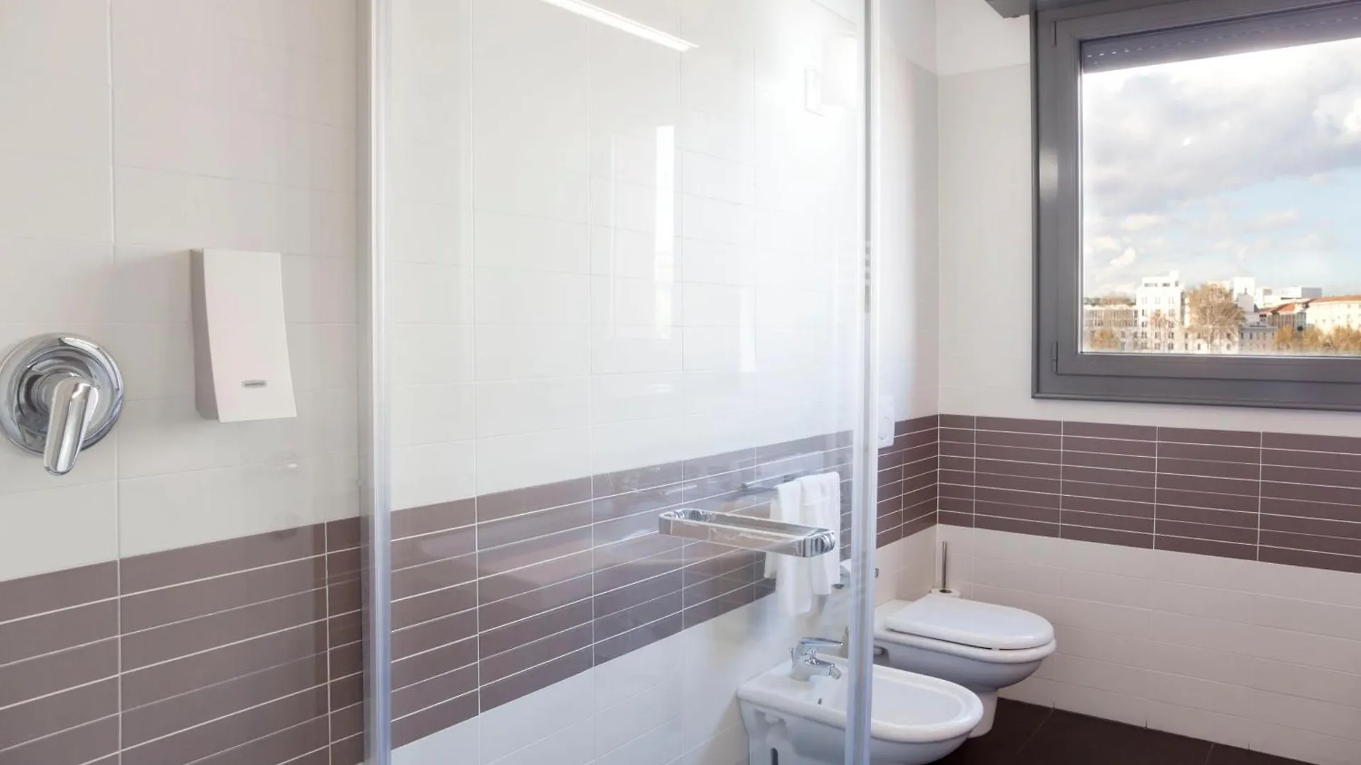 Zambala Luxury Apartments Milan 2*,  Italy