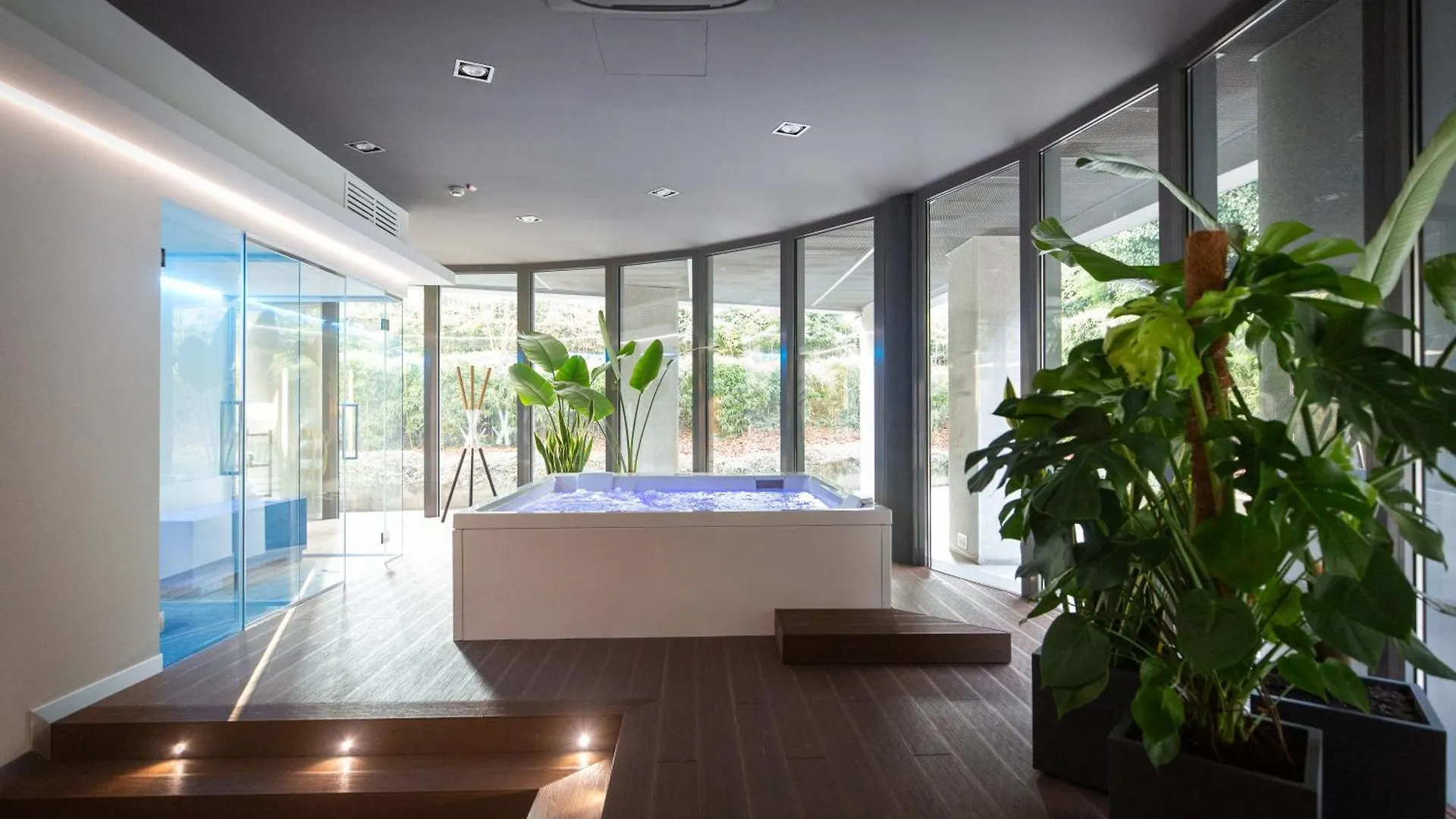 Zambala Luxury Apartments Milan 2*,  Italy